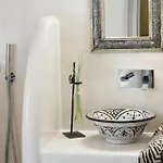 Wonderful Santorini Alia Mansion 3 Bedrooms Beautiful Outdoor Space Villa *