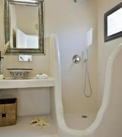 Wonderful Santorini Alia Mansion 3 Bedrooms Beautiful Outdoor Space&wonderful Views Megalochori * Santorini Island