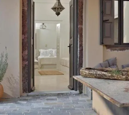 Wonderful Santorini Alia Mansion 3 Bedrooms Beautiful Outdoor Space Megalochori (Santorini)