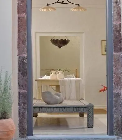Wonderful Santorini Alia Mansion 3 Bedrooms Beautiful Outdoor Space * Megalochori (Santorini)