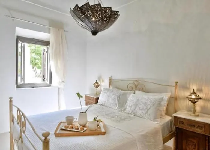 Вилла Wonderful Santorini Alia Mansion 3 Bedrooms Beautiful Outdoor Space *