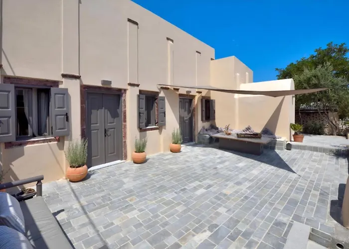 Wonderful Santorini Alia Mansion 3 Bedrooms Beautiful Outdoor Space * Мегалохори