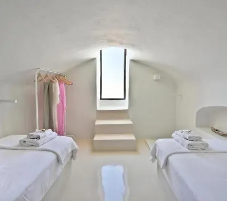 Wonderful Santorini Alia Mansion 3 Bedrooms Beautiful Outdoor Space Megalochori (Santorini)