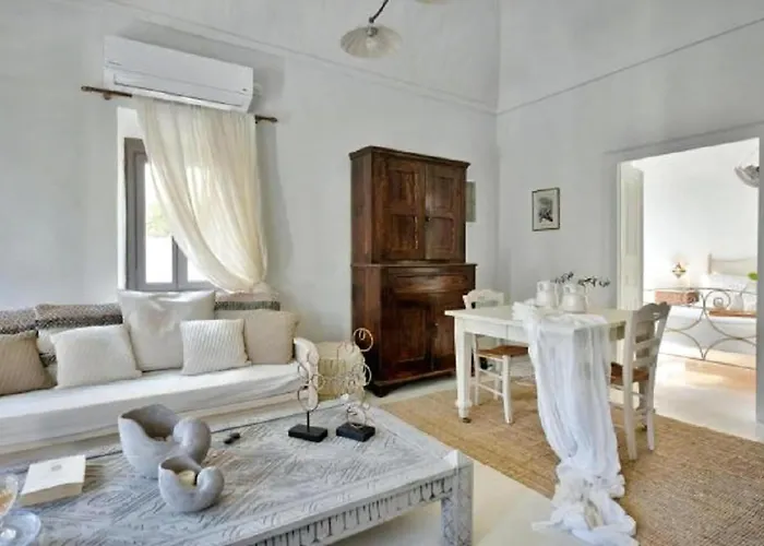 Wonderful Santorini Alia Mansion 3 Bedrooms Beautiful Outdoor Space Βίλα *